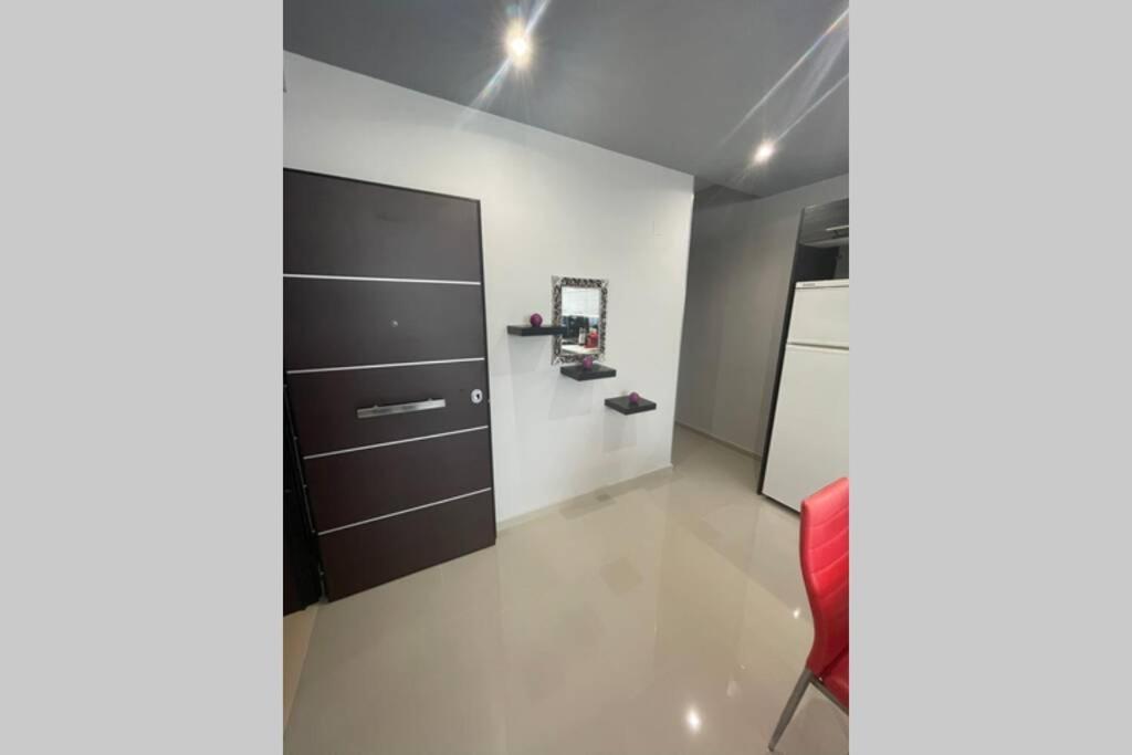 Maxim Deluxe Apartment Nea Alikarnassos Bagian luar foto