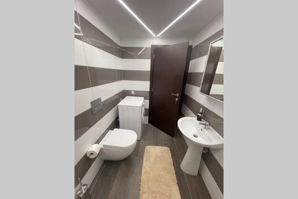 Maxim Deluxe Apartment Nea Alikarnassos Bagian luar foto
