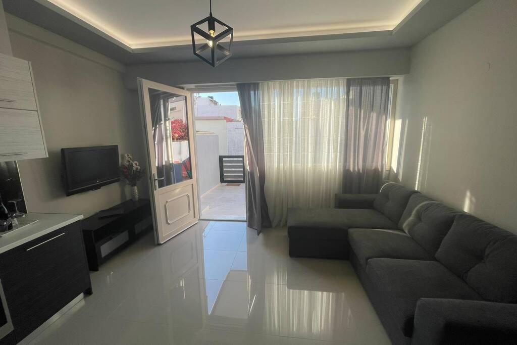 Maxim Deluxe Apartment Nea Alikarnassos Bagian luar foto